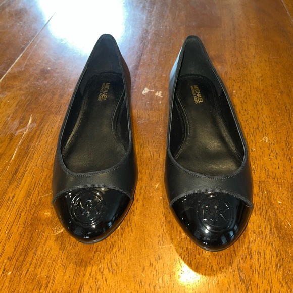 Micheal Kors Black Flats - Picture 6 of 6